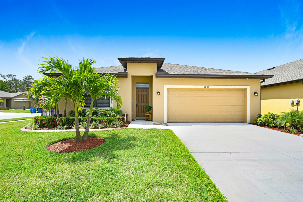 1605 MINERAL LOOP DR NW, PALM BAY, FL 32907, photo 1 of 48