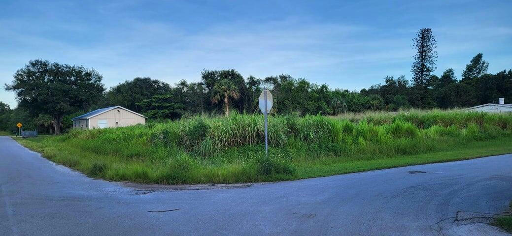 TBD SAINT MARKS DRIVE, FORT PIERCE, FL 34982, photo 1 of 3