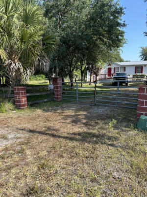 895 LAKEVIEW AVE, CLEWISTON, FL 33440, photo 4 of 16